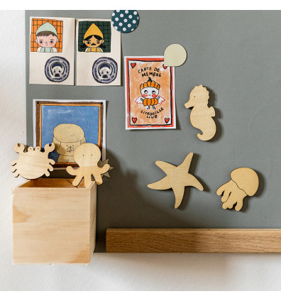 Decorative and educational wooden magnetic game - The animals of the ocean -Ferflex