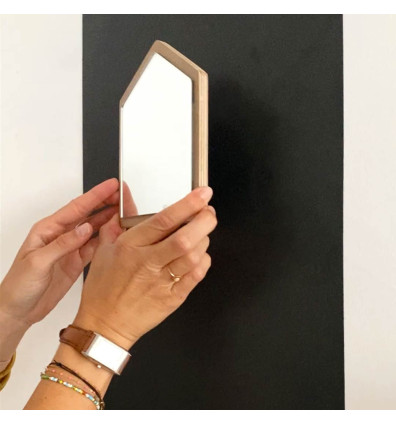 Magnetic wooden mirror in the shape of a house