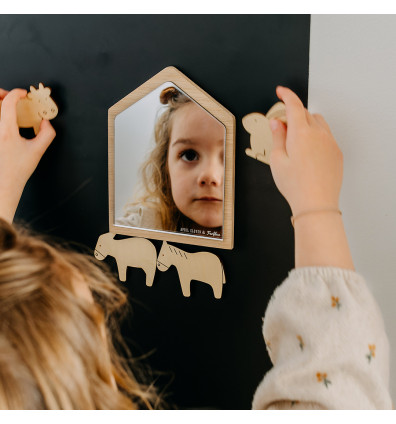 Magnetic wooden mirror for children from 3 years - Ferlfex