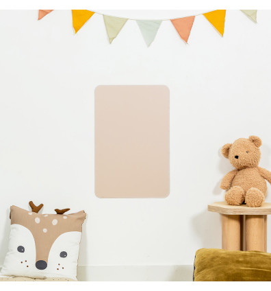 pink-beige magnetic chalkboard in children's bedroom - Ferflex